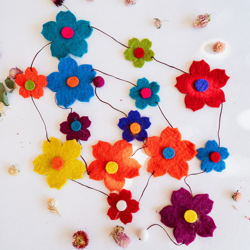 60" Felt garland, Sakura multi Giftsland