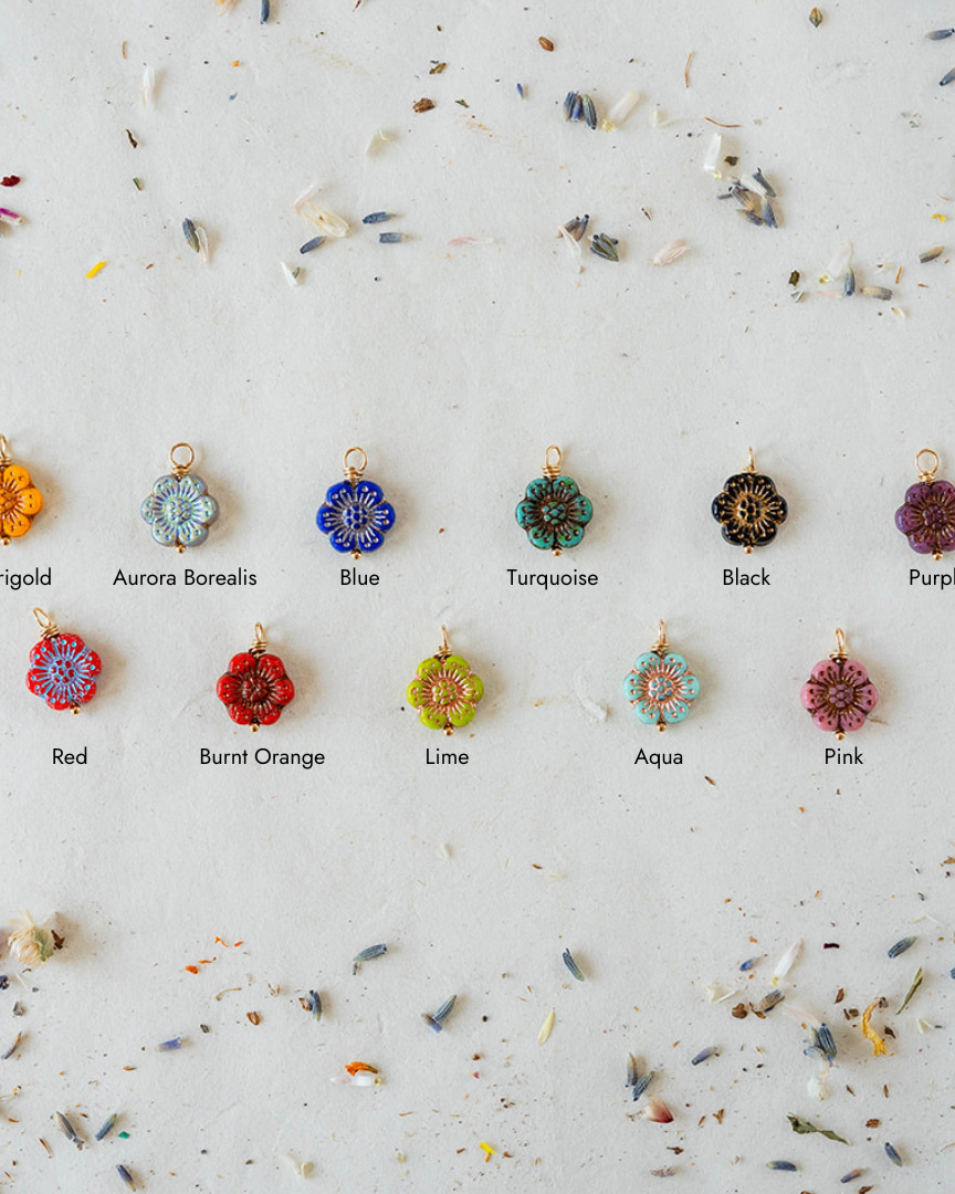 Flower Power Chain Necklace Charm + Pendant Necklaces Bella Vita Jewelry