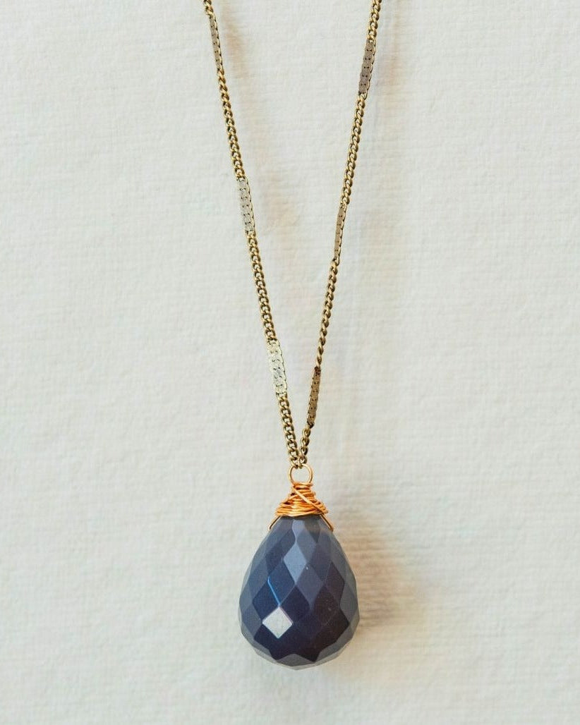 Zara Drop Necklace – The Perfect Gift of Timeless Elegance and Artisan Craftsmanship Necklaces Bella Vita Jewelry Gray Agate Antique Gold Plated