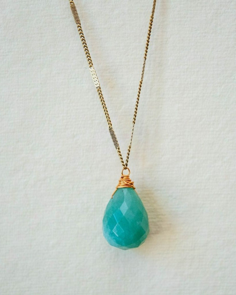 Zara Drop Necklace – The Perfect Gift of Timeless Elegance and Artisan Craftsmanship Necklaces Bella Vita Jewelry Green Aventurine Antique Gold Plated