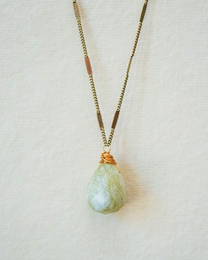 Zara Drop Necklace – The Perfect Gift of Timeless Elegance and Artisan Craftsmanship Necklaces Bella Vita Jewelry New Jade Antique Gold Plated