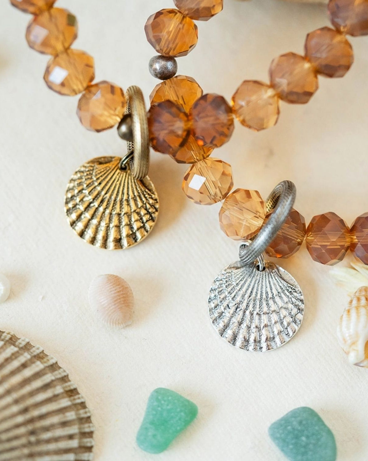 Yacht Rock Scallop Shell Charm Bracelet Beaded Bangles Bella Vita Jewelry