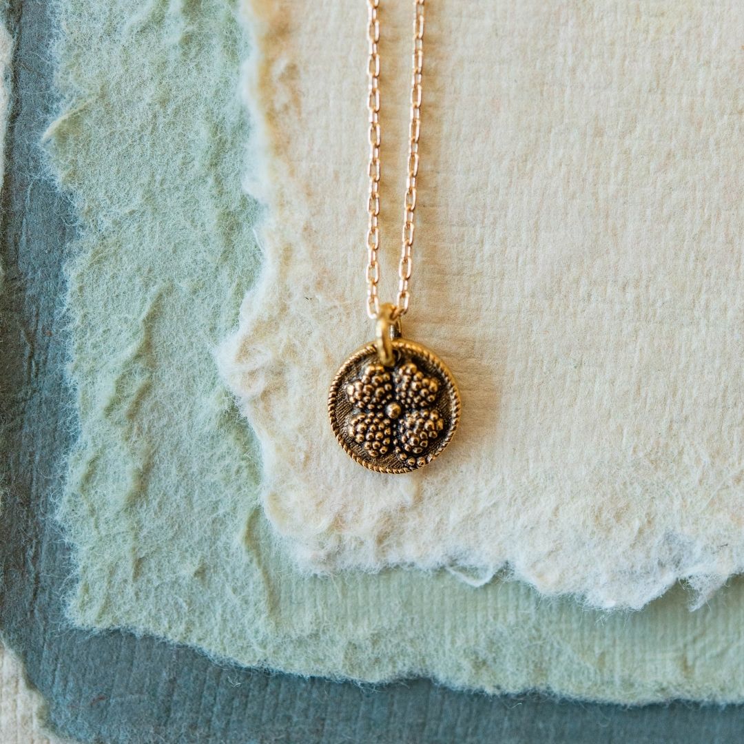 Bitty Buttons Clover Necklace Charm + Pendant Necklaces Bella Vita Jewelry