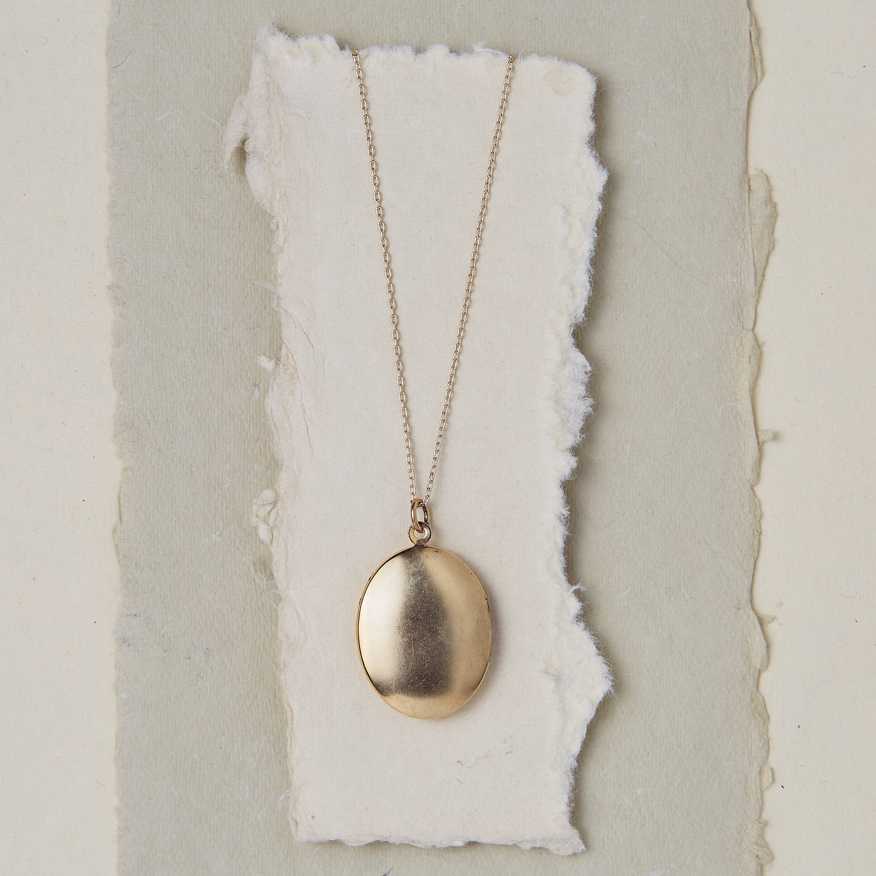 Oval Locket Locket Necklaces Bella Vita Jewelry Gold Plated