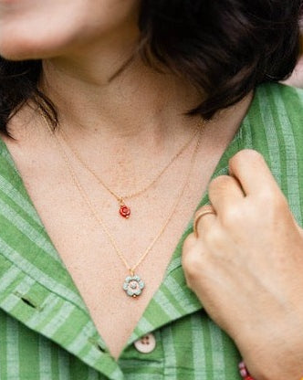 Flower Power Dainty Flower Necklace Charm + Pendant Necklaces Bella Vita Jewelry