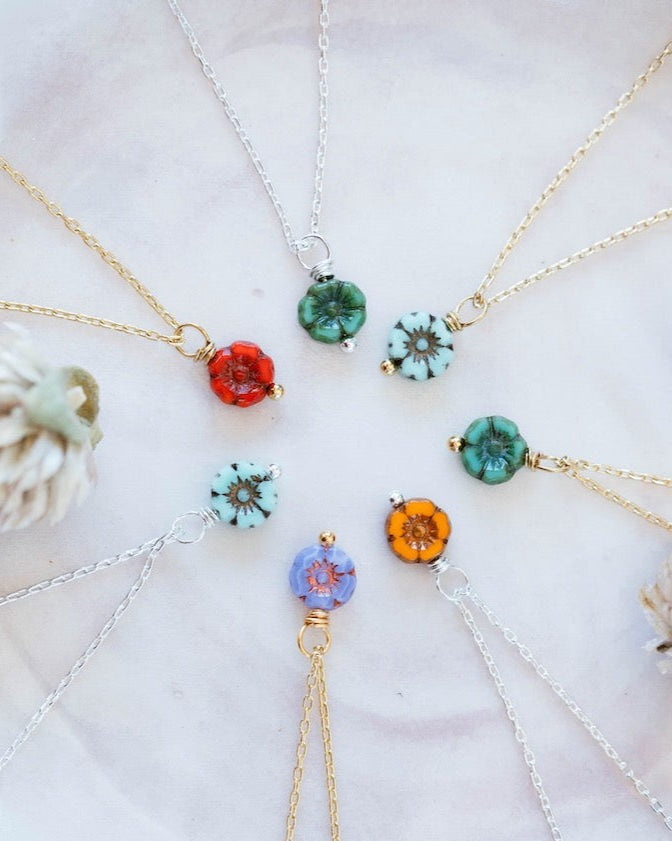 Flower Power Dainty Flower Necklace Charm + Pendant Necklaces Bella Vita Jewelry
