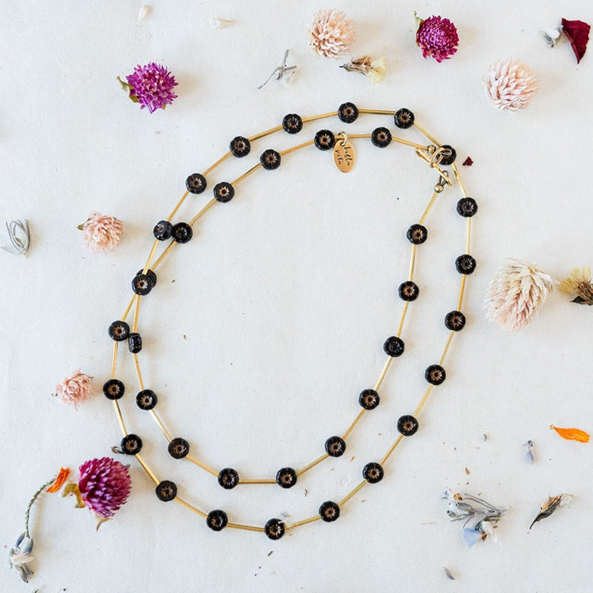 Flower Power Daisy Chain Necklace Charm + Pendant Necklaces Bella Vita Jewelry Black  