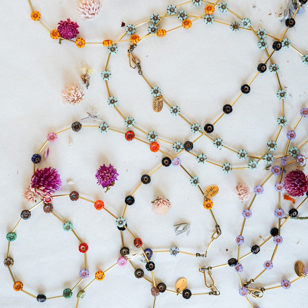 Flower Power Daisy Chain Necklace Charm + Pendant Necklaces Bella Vita Jewelry   