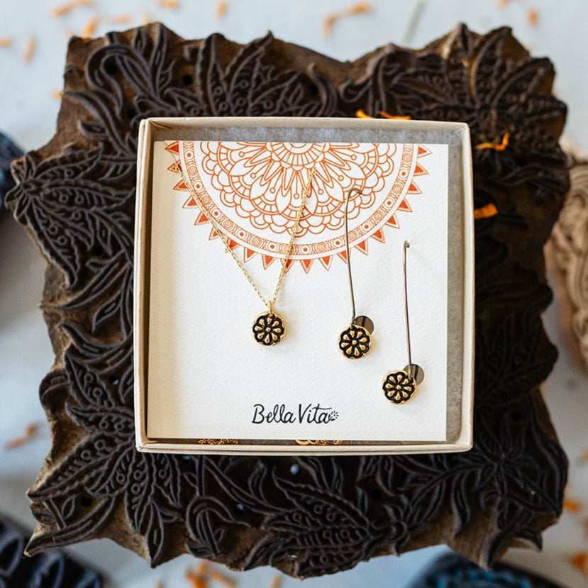 Maelu x Bella Vita - Be Girl World  Bella Vita Jewelry Gold  