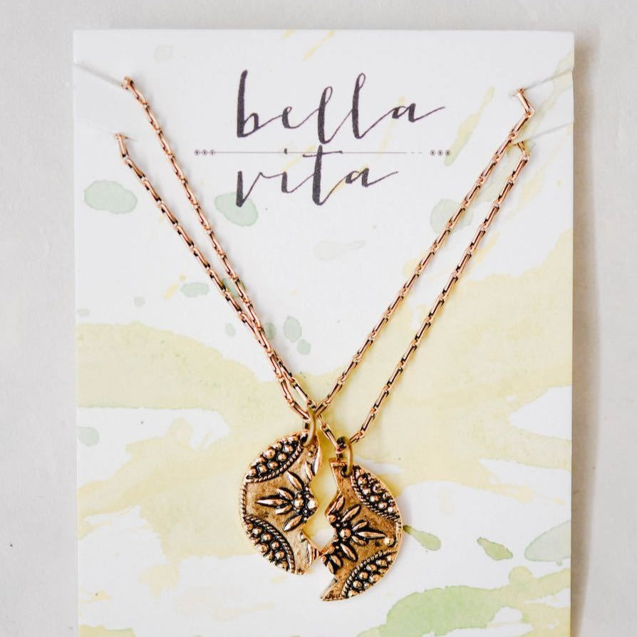 2 Piece Floral Necklace Set Charm + Pendant Necklaces Bella Vita Jewelry Gold Plated Pendant/Gold Plated Chain  
