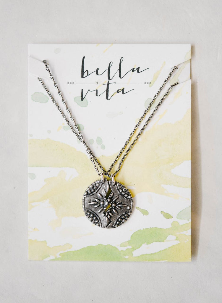 2 Piece Floral Necklace Set Charm + Pendant Necklaces Bella Vita Jewelry Pewter Pendant/Silver Plated Chain  