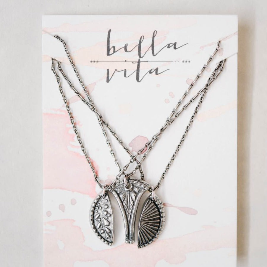 3 Piece Floral Necklace Set Charm + Pendant Necklaces Bella Vita Jewelry Pewter Pendant/Silver Plated Chain  